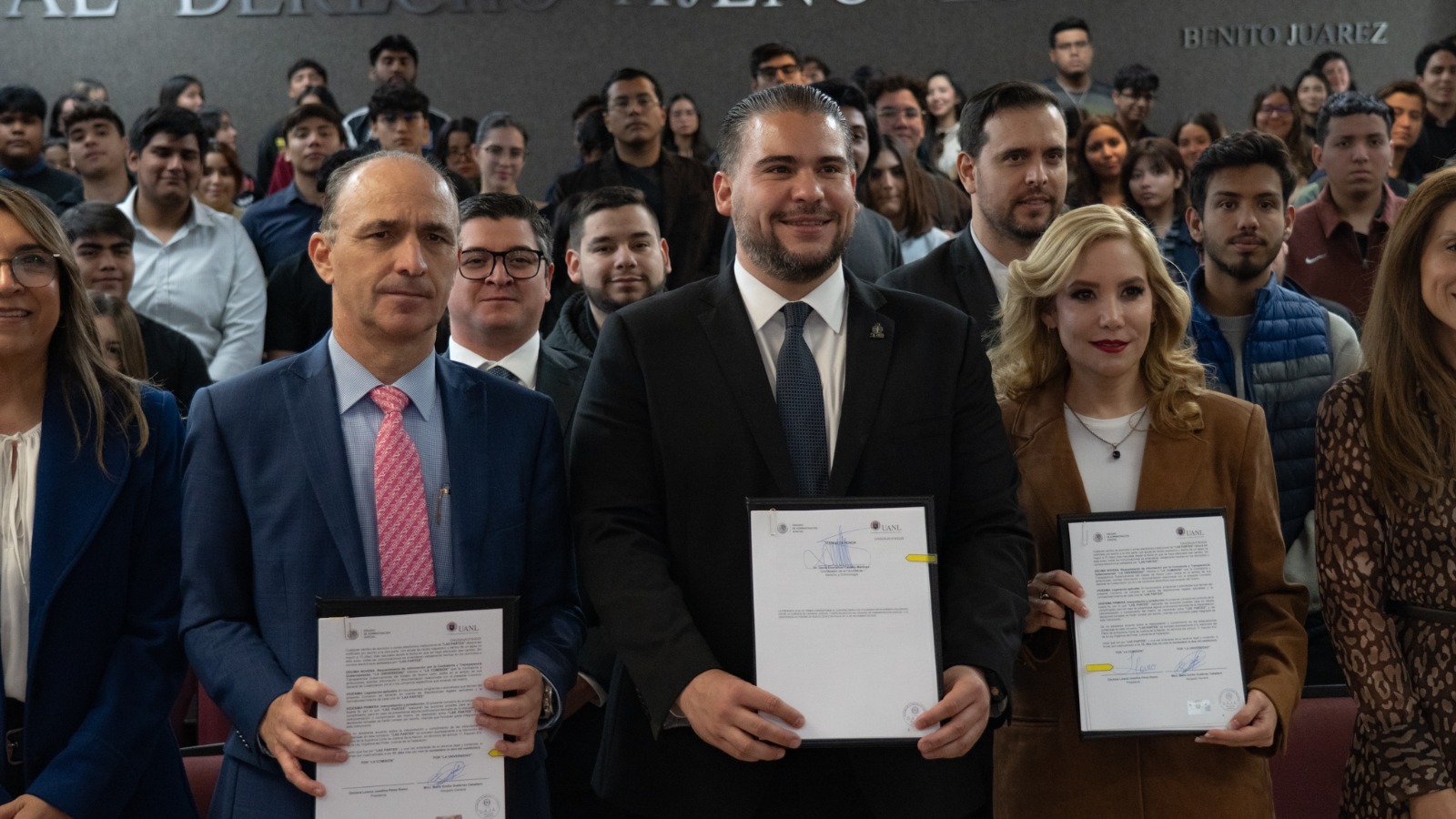 Firma de convenio entre la FACDyC y el Órgano de Administración Judicial del Poder Judicial de la Federación