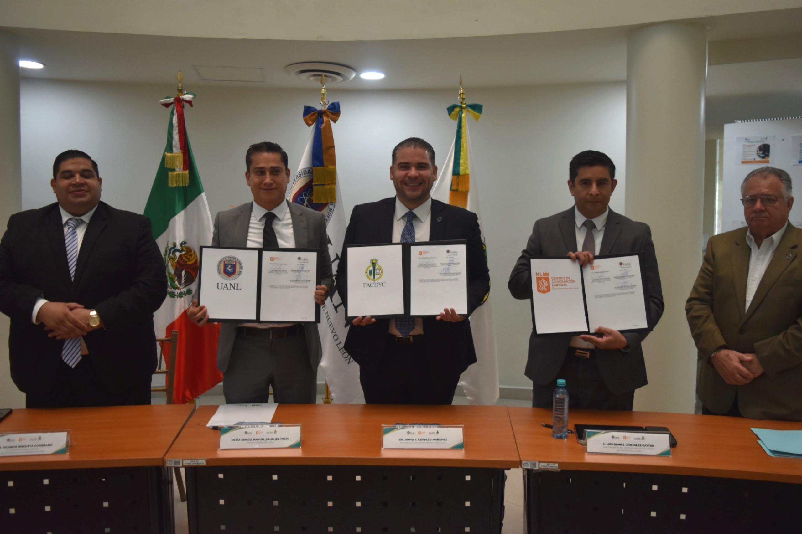 FACDyC y el Centro de Conciliación Laboral de Nuevo León formalizan convenio de colaboración