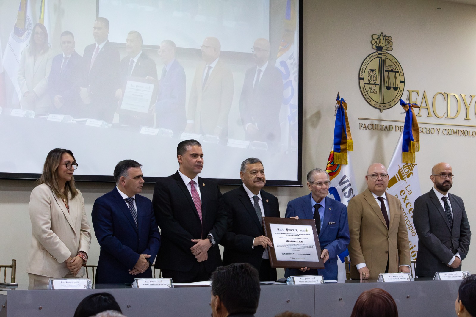 La FACDyC recibe la tercera reacreditación nacional CONFEDE por la calidad de su Licenciatura en Derecho